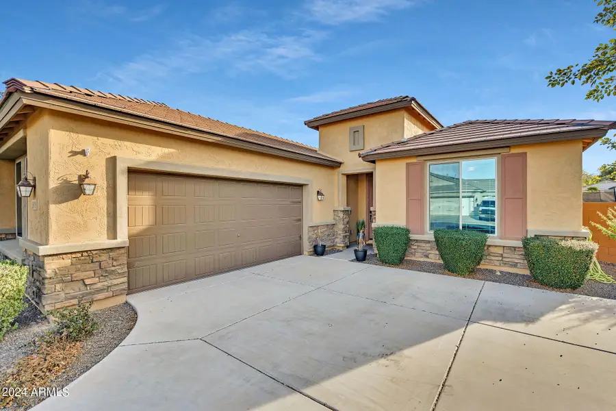 26119 W Wahalla Lane, Buckeye, AZ 85396 - Image #2