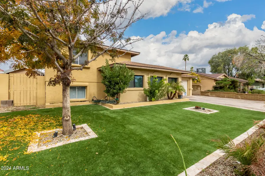 4348 E Lynne Lane, Phoenix, AZ 85042 - Image #2