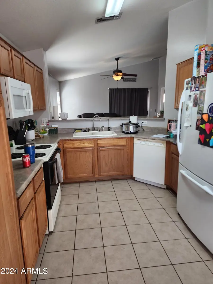 25548 W St Charles Court, Buckeye, AZ 85326 - Image #3