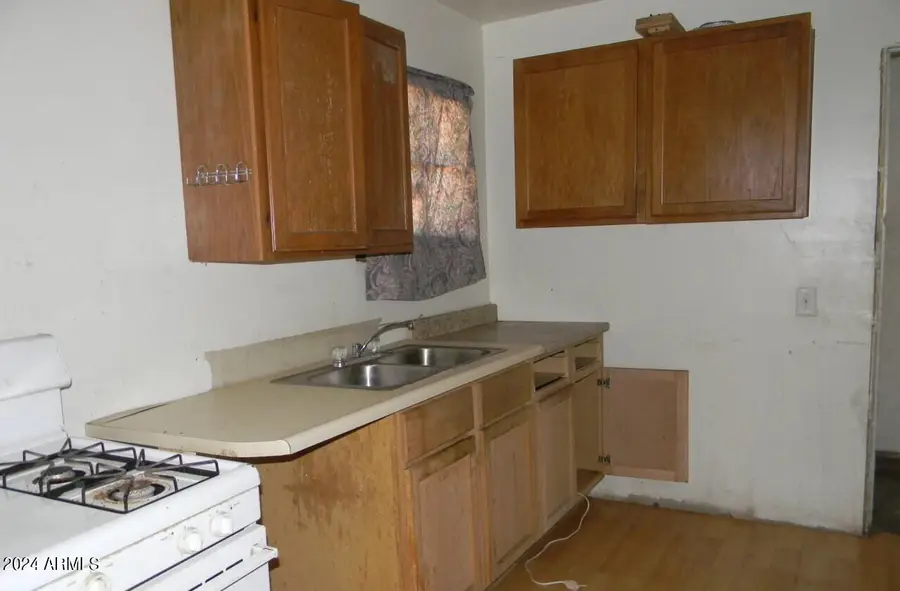 6719 N 62nd Avenue, Glendale, AZ 85301 - Image #3