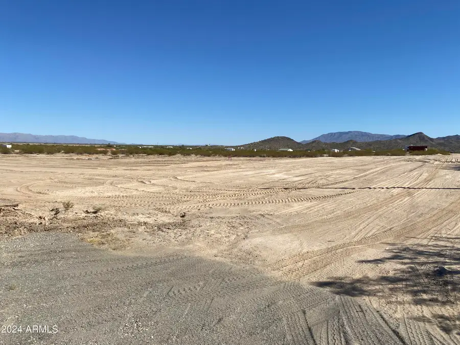 39137 Cox Avenue, Salome, AZ 85348 - Image #2