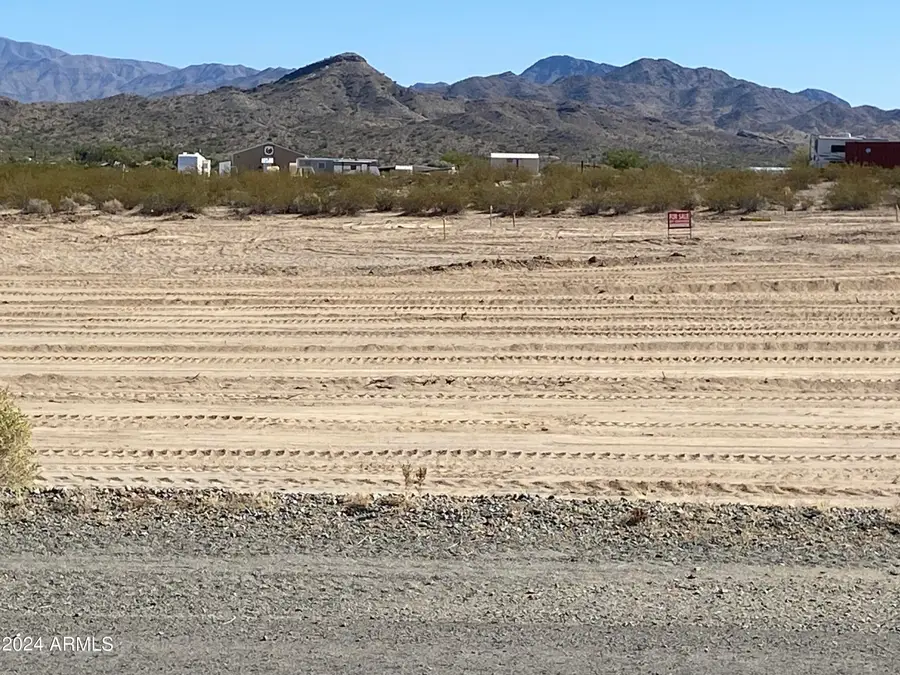 39137 Cox Avenue, Salome, AZ 85348 - Image #3