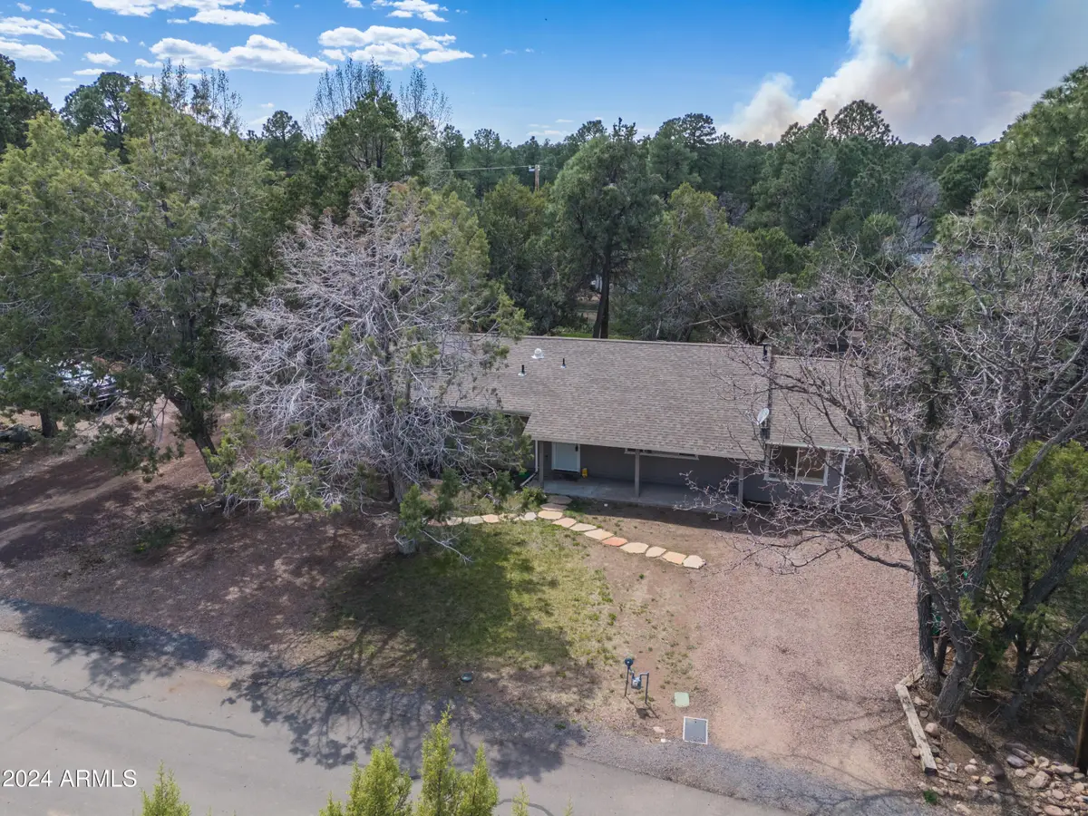 320 S 11th Avenue, Show Low, AZ 85901 - Image #1