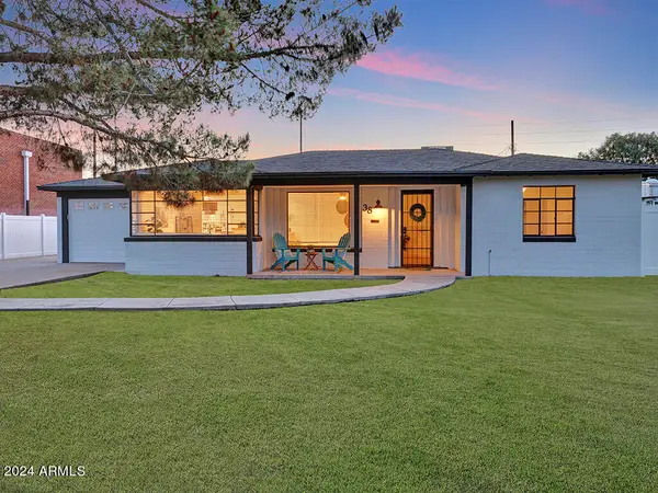 38 N Fraser Drive W, Mesa, AZ 85203