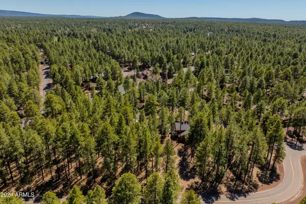 4571 Sky Hi Road, Pinetop, AZ 85935