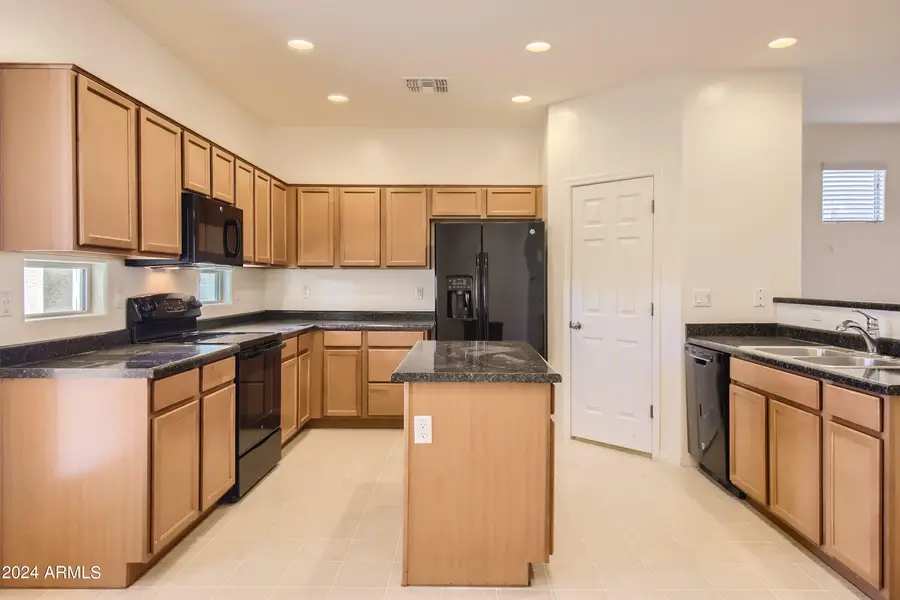 12209 W Desert Lane, El Mirage, AZ 85335 - Image #2