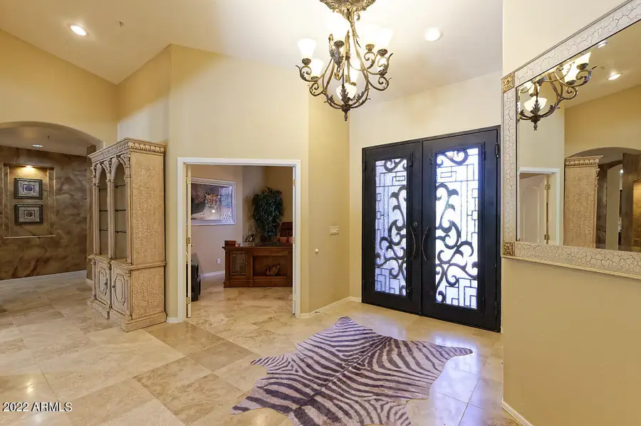 10220 E Cochise Drive, Scottsdale, AZ 85258 - Image #2