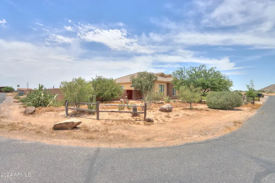 7009 W Palomino Way, Coolidge, AZ 85128 - Image #2
