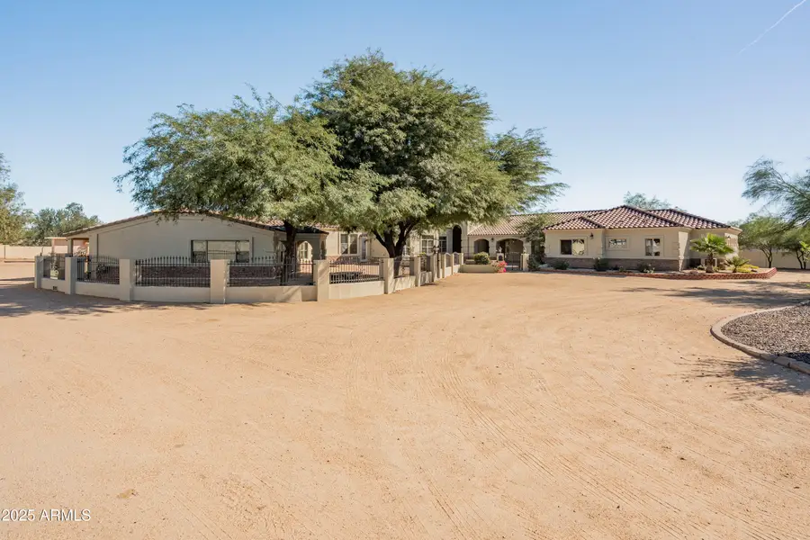 23907 N 83rd Avenue, Peoria, AZ 85383 - Image #3