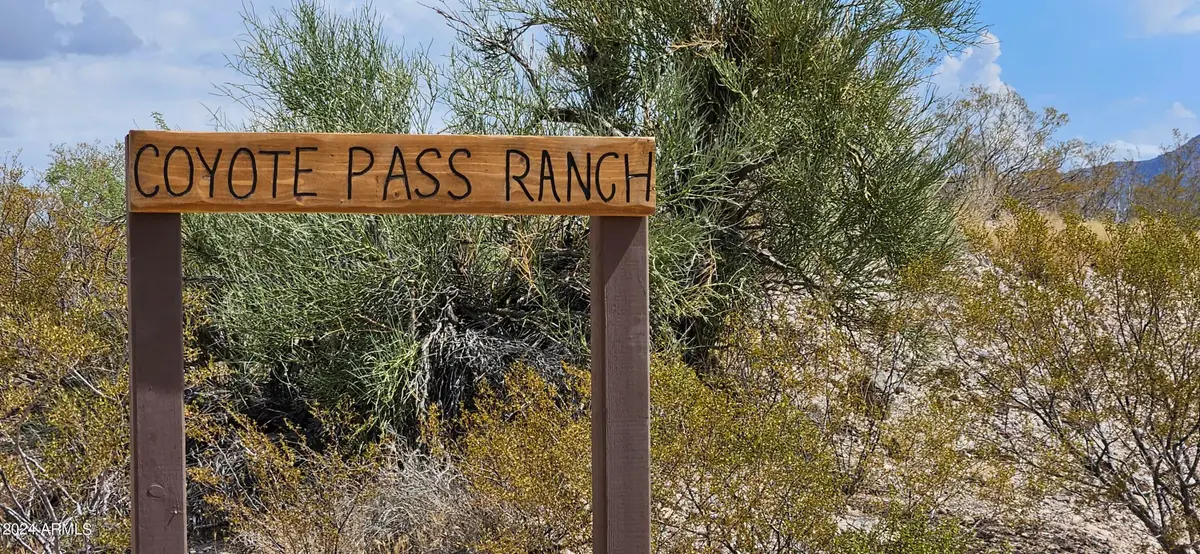 13995 E Knight Creek Road E, Kingman, AZ 86401 - Image #1