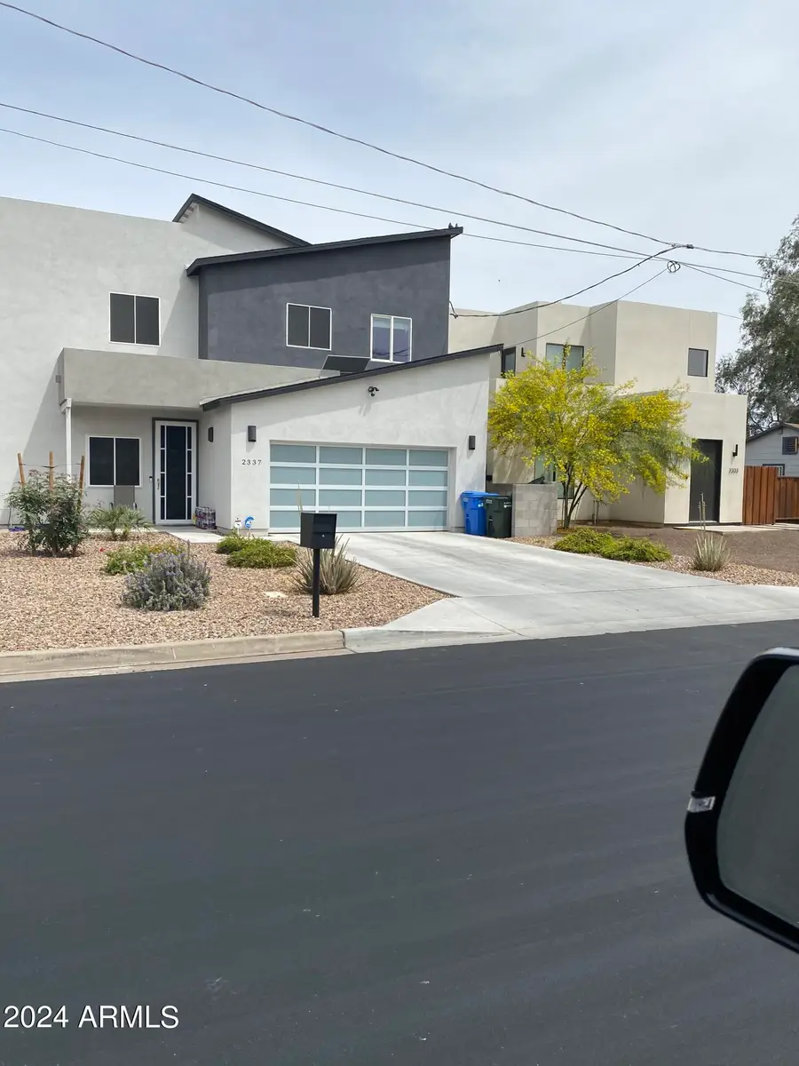 2329 N 29th Street, Phoenix, AZ 85008 - Image #2