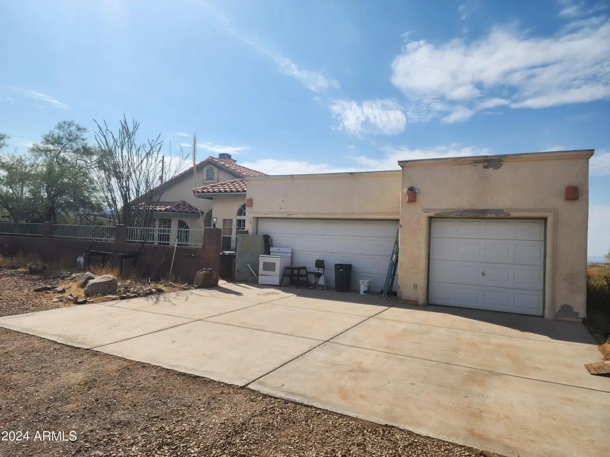 4870 W Desert Sam Roads, Golden Valley, AZ 86413 - Image #1