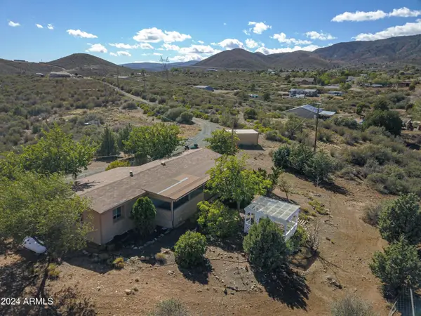 1825 S Lovin Lane, Dewey, AZ 86327