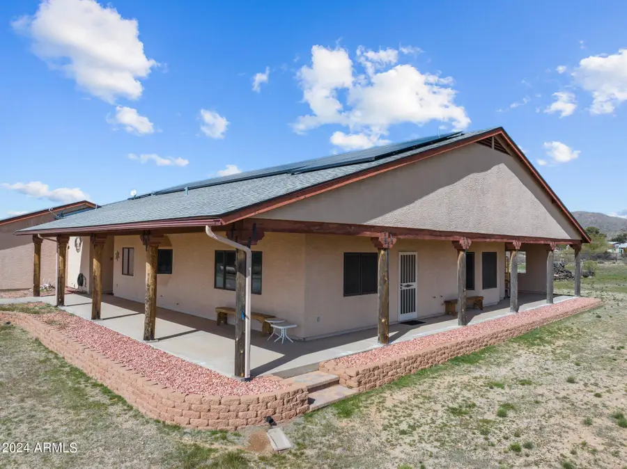 22900 W Hylton Way, Congress, AZ 85332 - Image #2