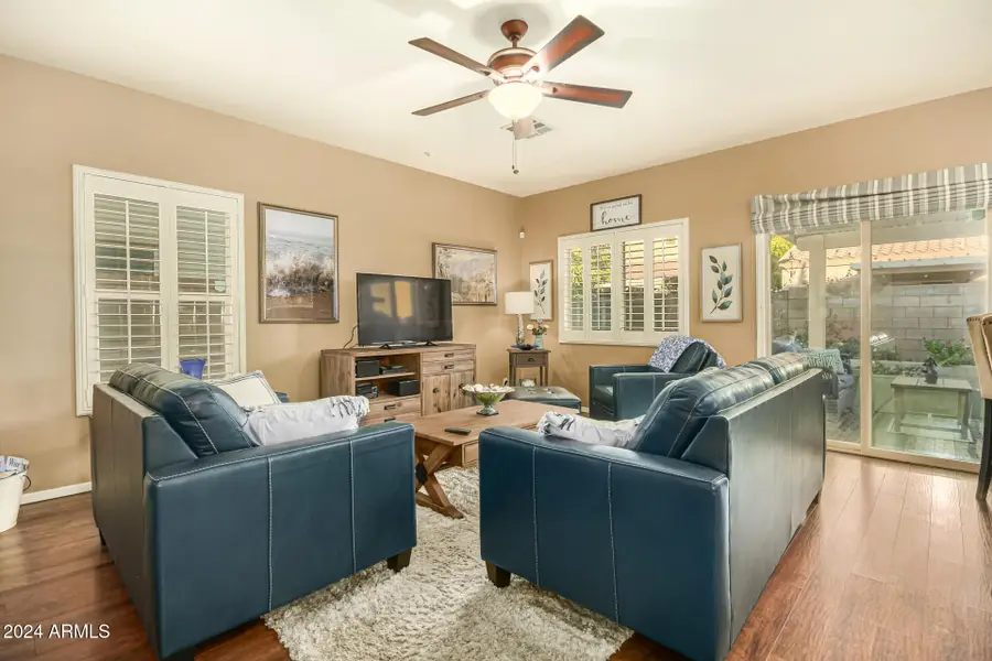 13349 N 87th Lane, Peoria, AZ 85381 - Image #3