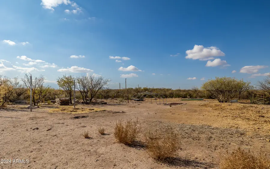 1880 E Hootin Holler Trail, Whetstone, AZ 85616 - Image #2