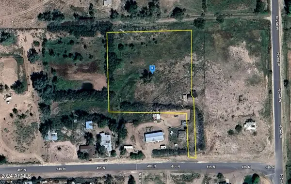 301 4th -- N, St Johns, AZ 85936