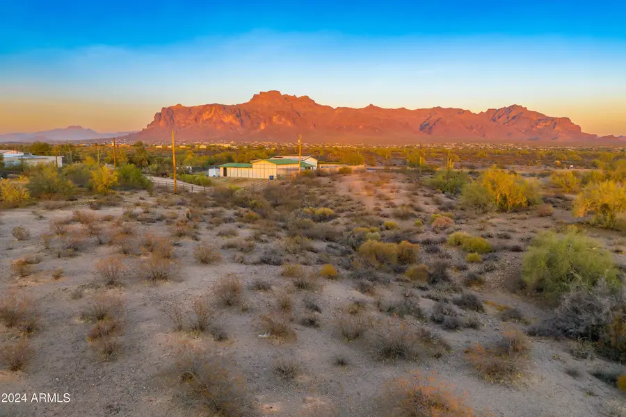 1966 S Goldfield Road, Apache Junction, AZ 85119 - Image #2