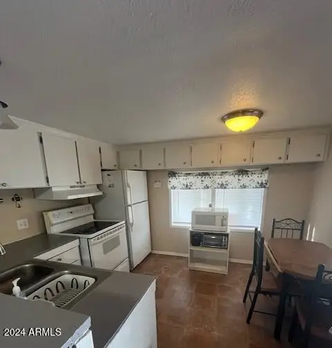 800 W Apache Trail #24, Apache Junction, AZ 85120 - #2