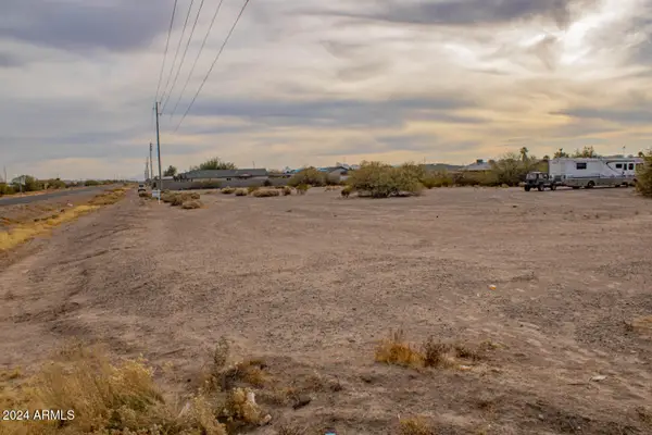 15562 S Sunland Gin Road #933 & 934, Arizona City, AZ 85123