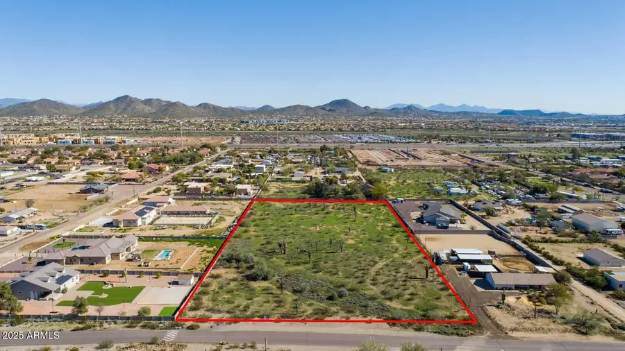 27615 N 33rd Avenue, Deer Valley, AZ 85083 - Image #2