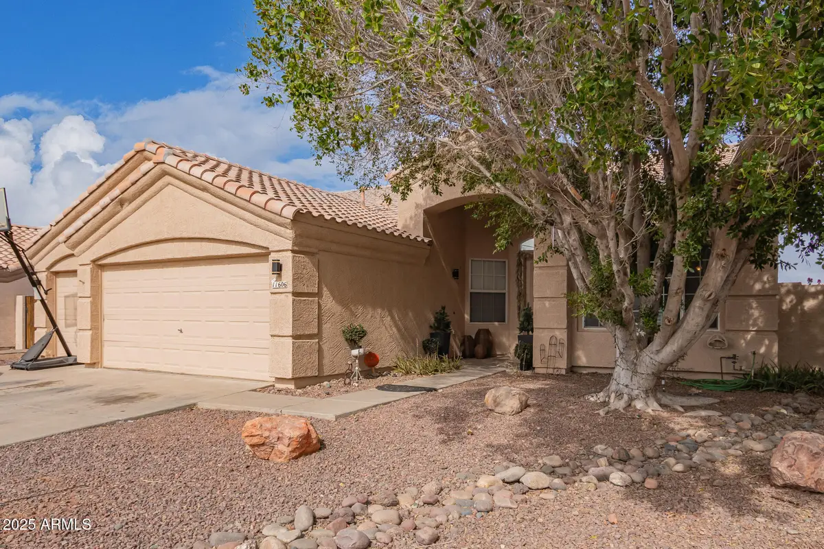 11606 W Laurelwood Lane, Avondale, AZ 85392 - Image #1