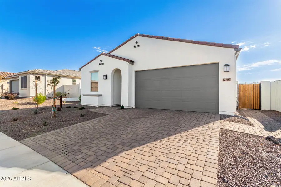 17765 W Silverwood Drive, Goodyear, AZ 85338 - Image #2