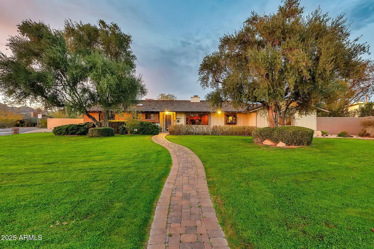 4022 E Stanford Drive, Phoenix, AZ 85018 - Image #1