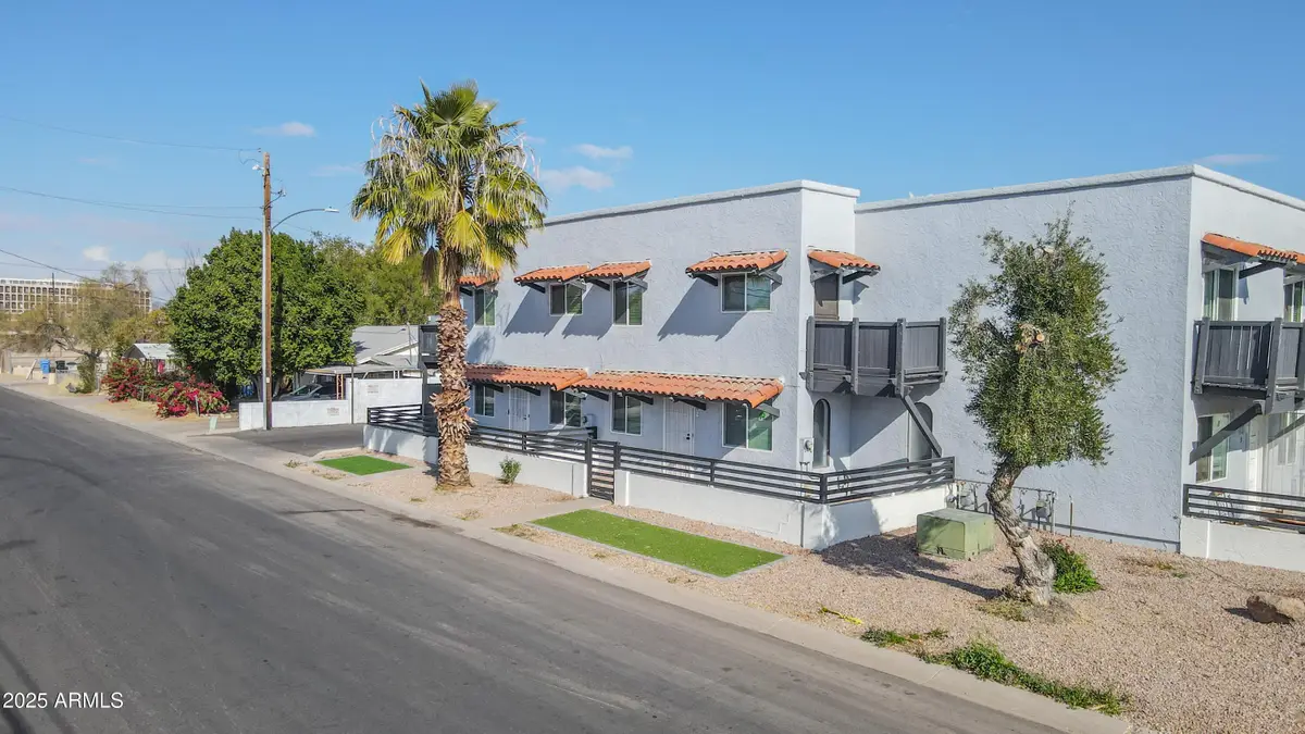 1504 E Indianola Avenue, Phoenix, AZ 85014 - Image #1