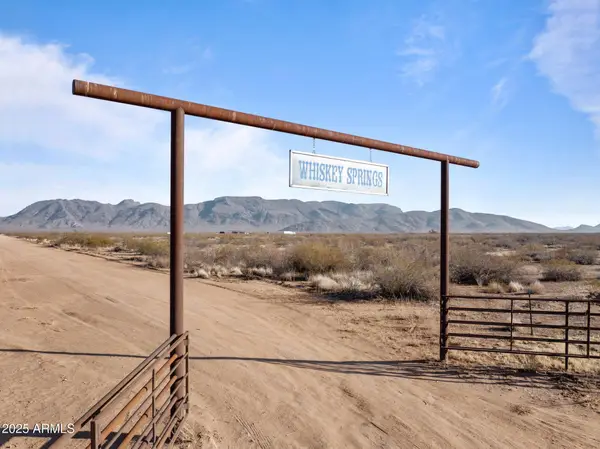 XXX5 Pearls View -- #57, Aguila, AZ 85320