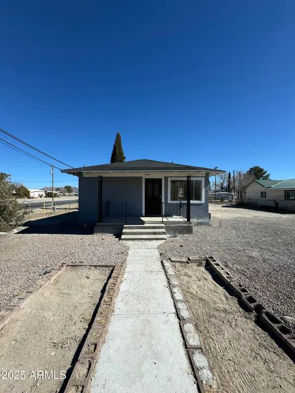 105 S Cochise Avenue, Willcox, AZ 85643