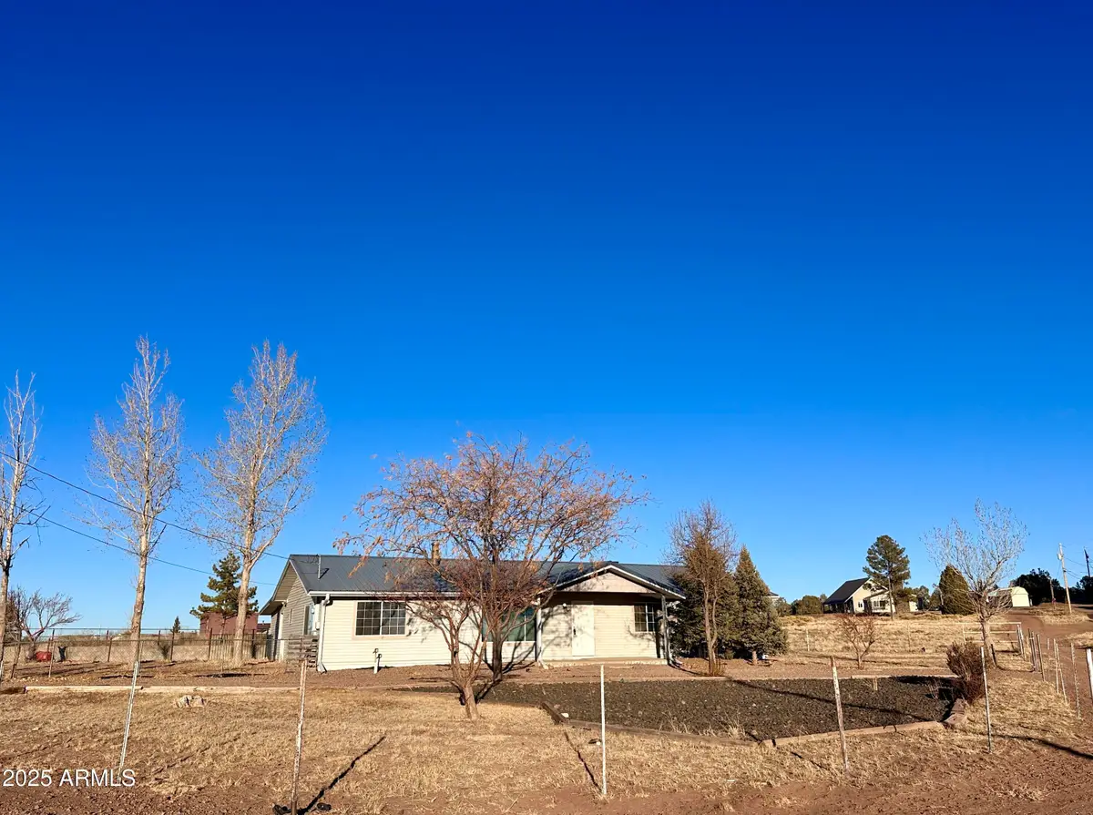 7130 White Gate Way, Linden, AZ 85901 - Image #1