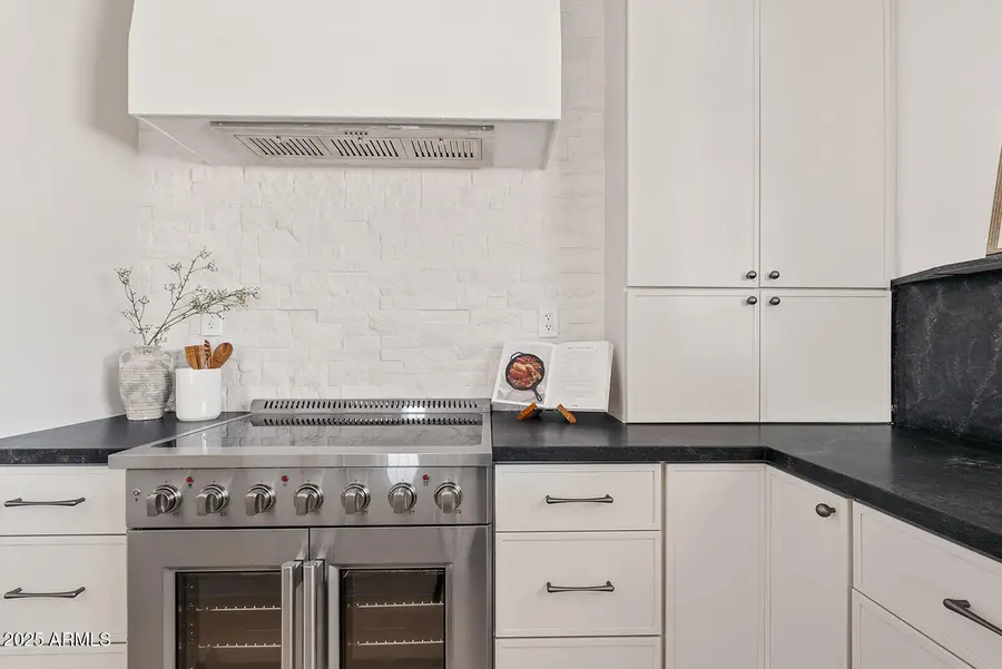 18344 W Santa Irene Drive, Goodyear, AZ 85338 - Image #2