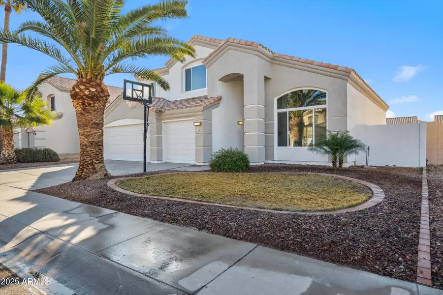 11537 W Laurelwood Lane, Avondale, AZ 85392 - Image #2