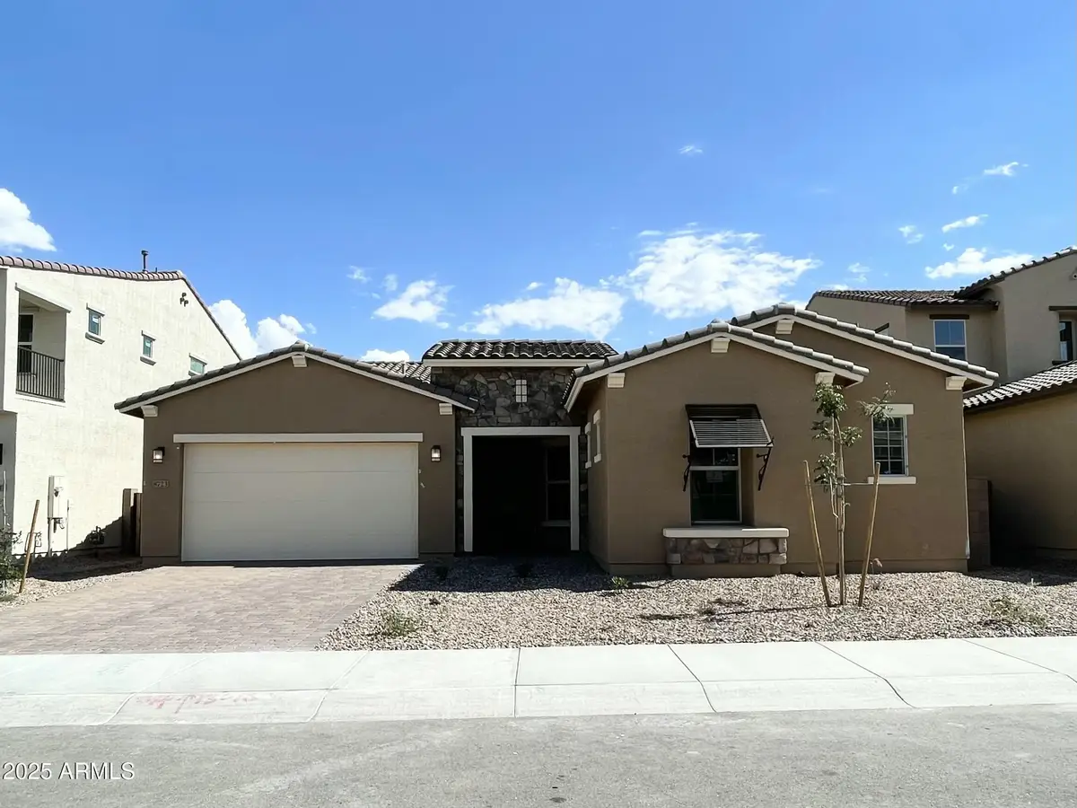 8723 W Vista Avenue, Glendale, AZ 85305 - Image #1