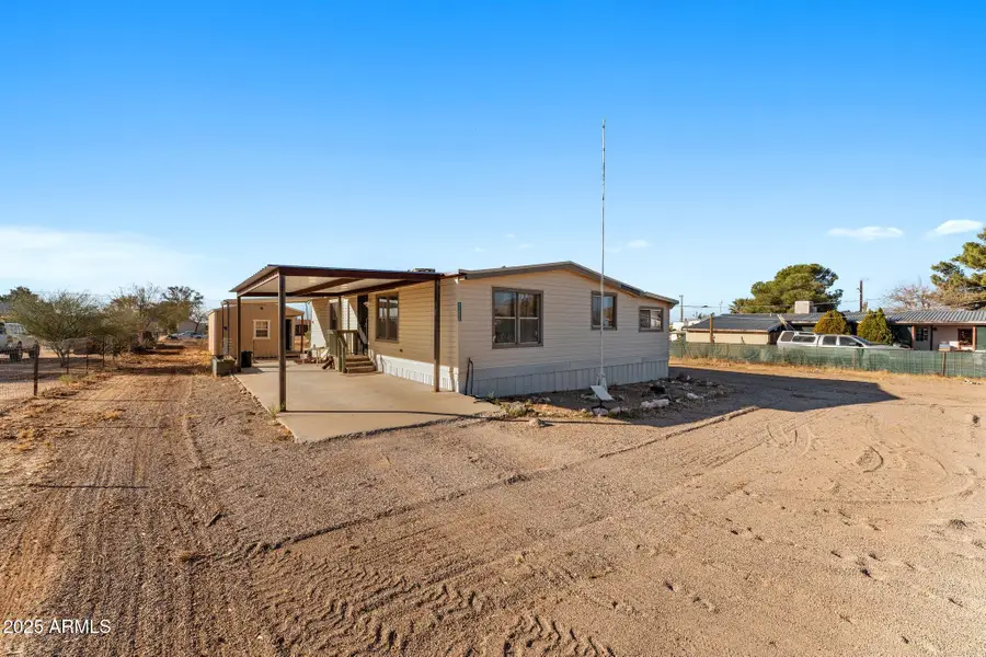 22655 W Henderson Street, Congress, AZ 85332 - Image #2