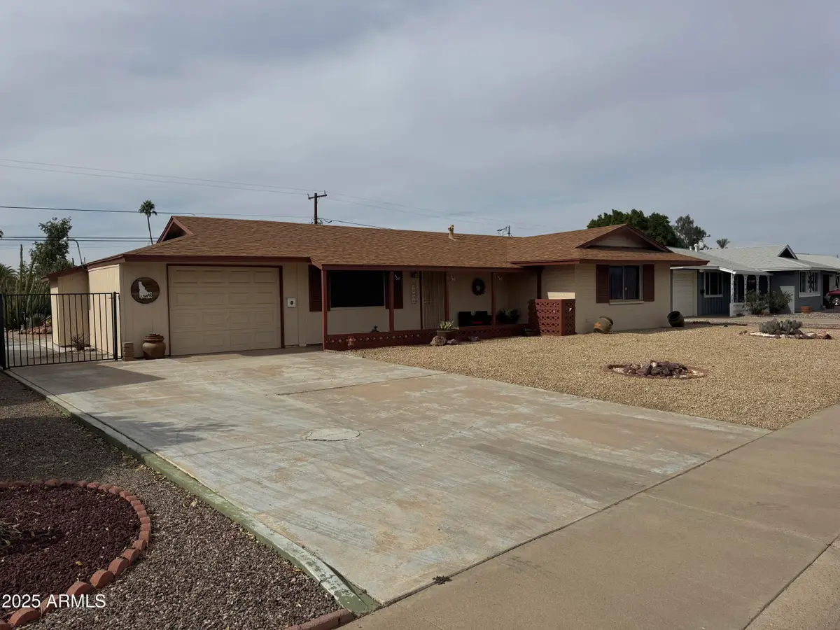 12236 N Pebble Beach Drive, Sun City, AZ 85351 - Image #1