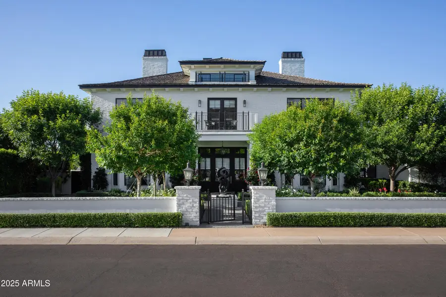 5915 E Calle Del Sud --, Phoenix, AZ 85018 - Image #2