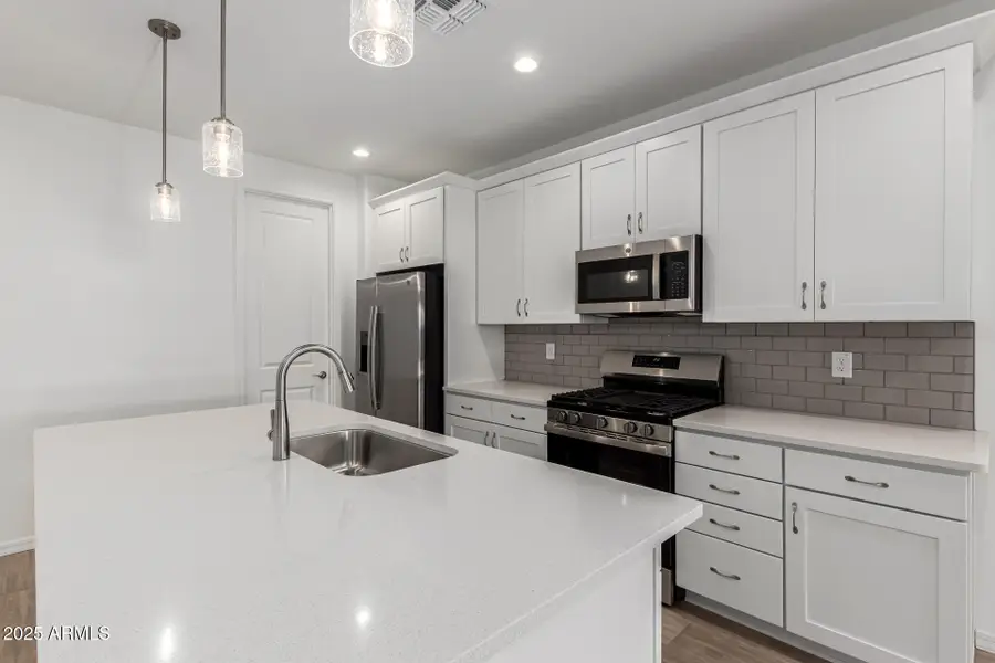 5401 W Las Palmaritas Drive, Glendale, AZ 85302 - Image #2