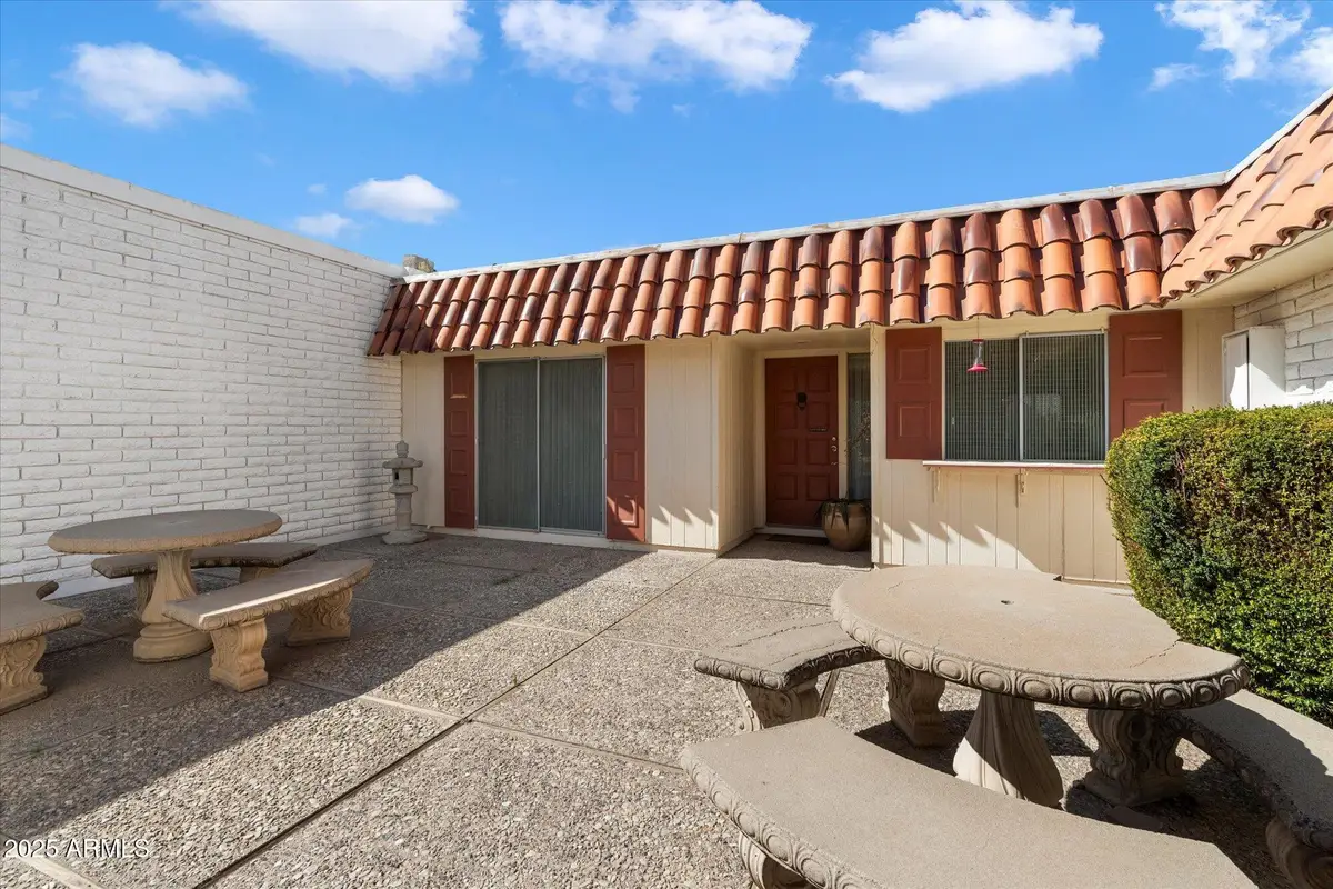 13640 N Del Webb Boulevard, Sun City, AZ 85351 - Image #1