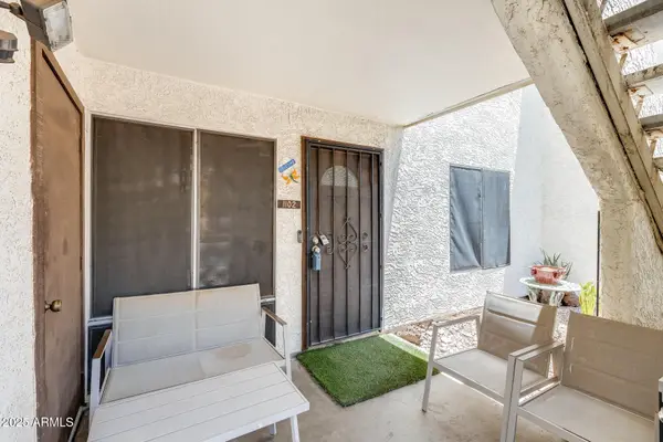 4730 W Northern Avenue #1102, Glendale, AZ 85301