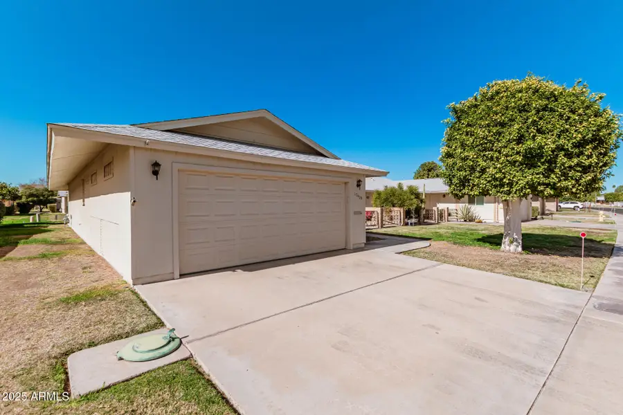 10439 W Saratoga Circle, Sun City, AZ 85351 - Image #3