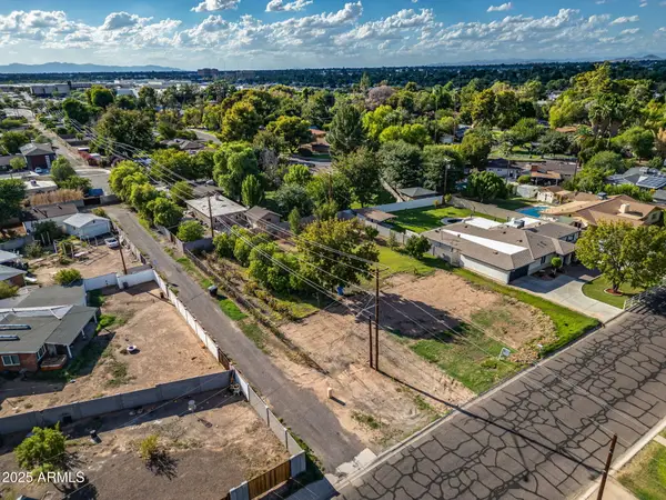 5704 N 11th Avenue #7, Phoenix, AZ 85013