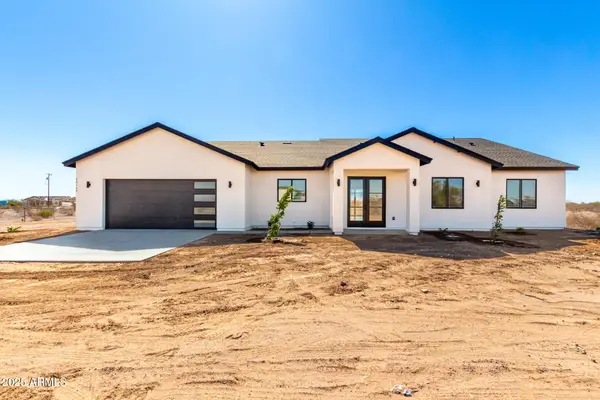 22167 W Laura Street, Wittmann, AZ 85361