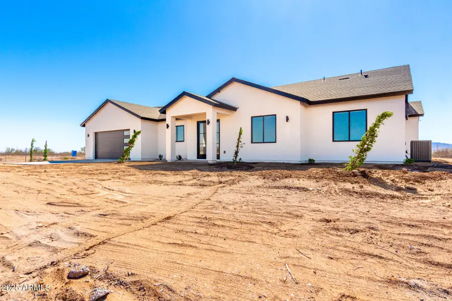 22167 W Laura Street, Wittmann, AZ 85361 - Image #3