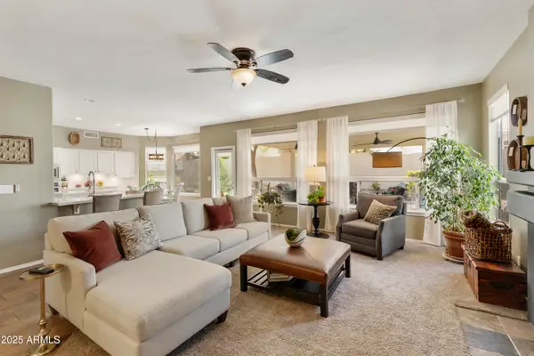 16008 S 13th Way, Phoenix, AZ 85048