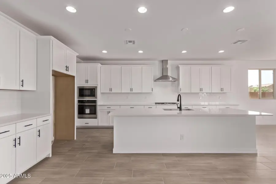 40499 W Michaels Drive, Maricopa, AZ 85138 - Image #2