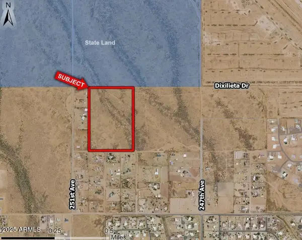 X E 251st Avenue, Wittmann, AZ 85361