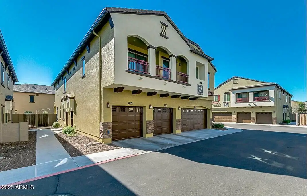 2725 E Mine Creek Road #2186, Phoenix, AZ 85024 - Image #1