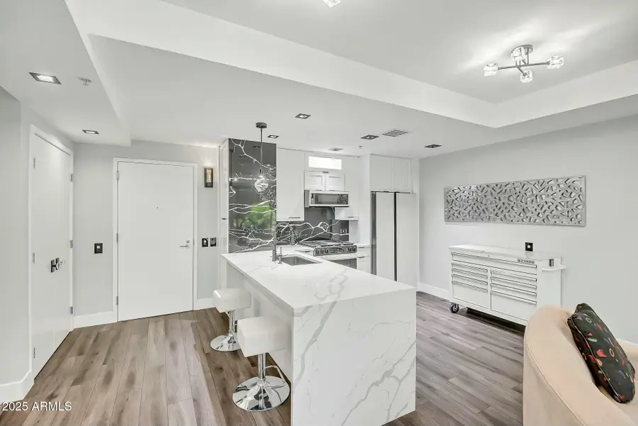 7151 E Rancho Vista Drive #1003, Scottsdale, AZ 85251 - Image #2